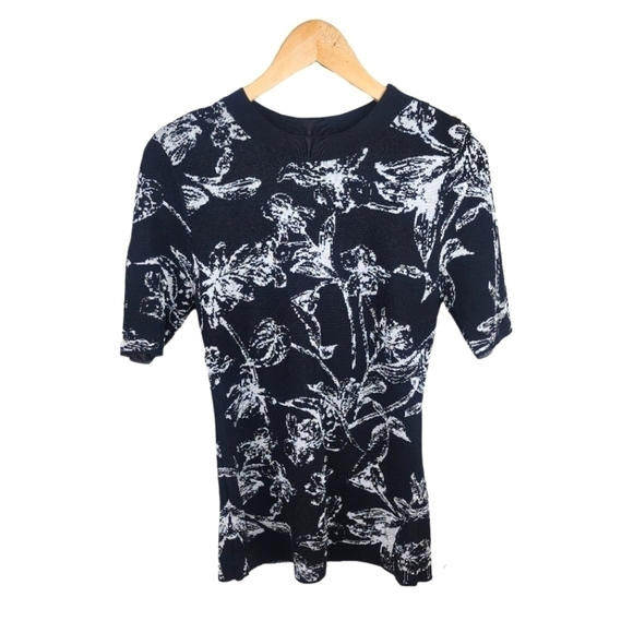 WHITE HOUSE BLACK MARKET Button Shoulder Jacquard Sweater Size S - Picture 1 of 9